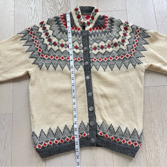 Vintage Viking Hand knit Pure Mothproof wool Chunky Fair Isle Sweater Cardigan - Picture 14 of 14